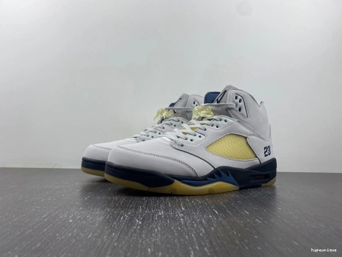 HYPE A Ma WMNS Air x Jordan FZ5758-004 5 Maniere 0703